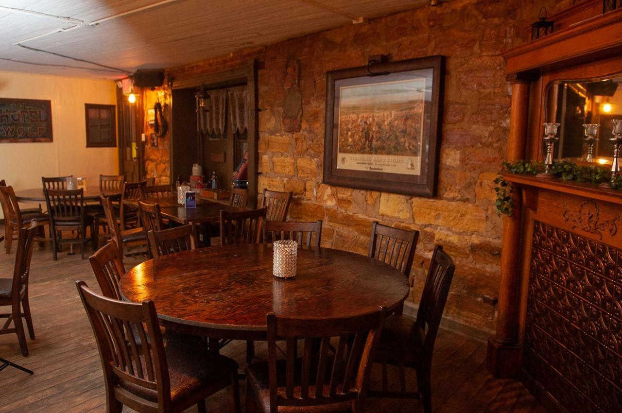 The Historic Wolf Hotel Ellinwood Εξωτερικό φωτογραφία